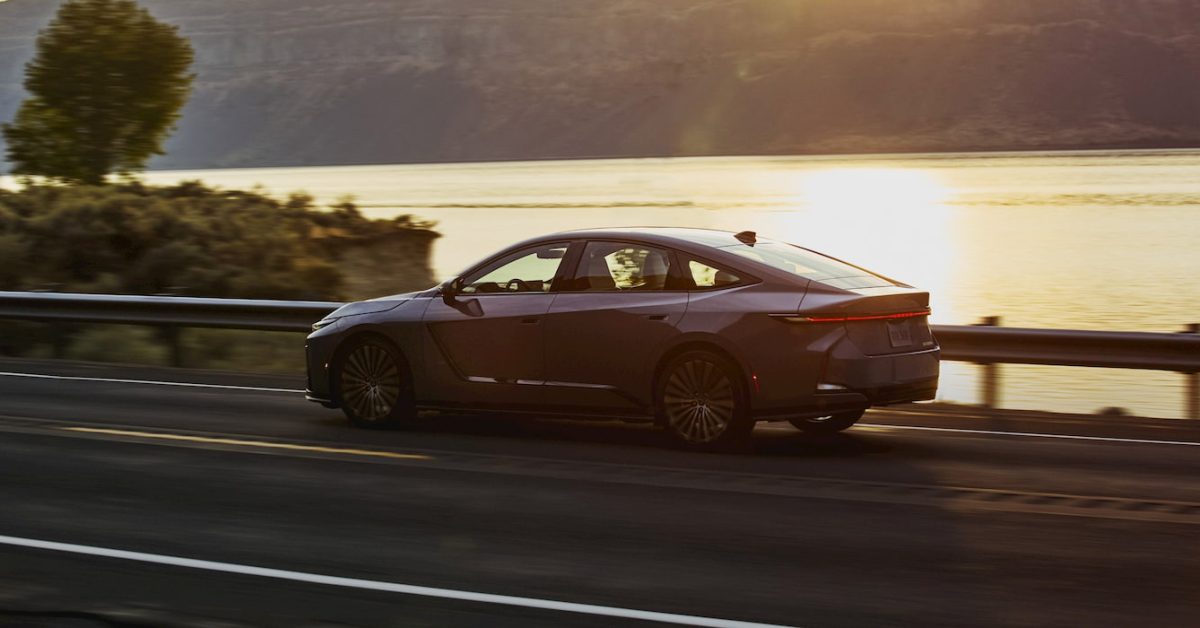 Lexus ES EV