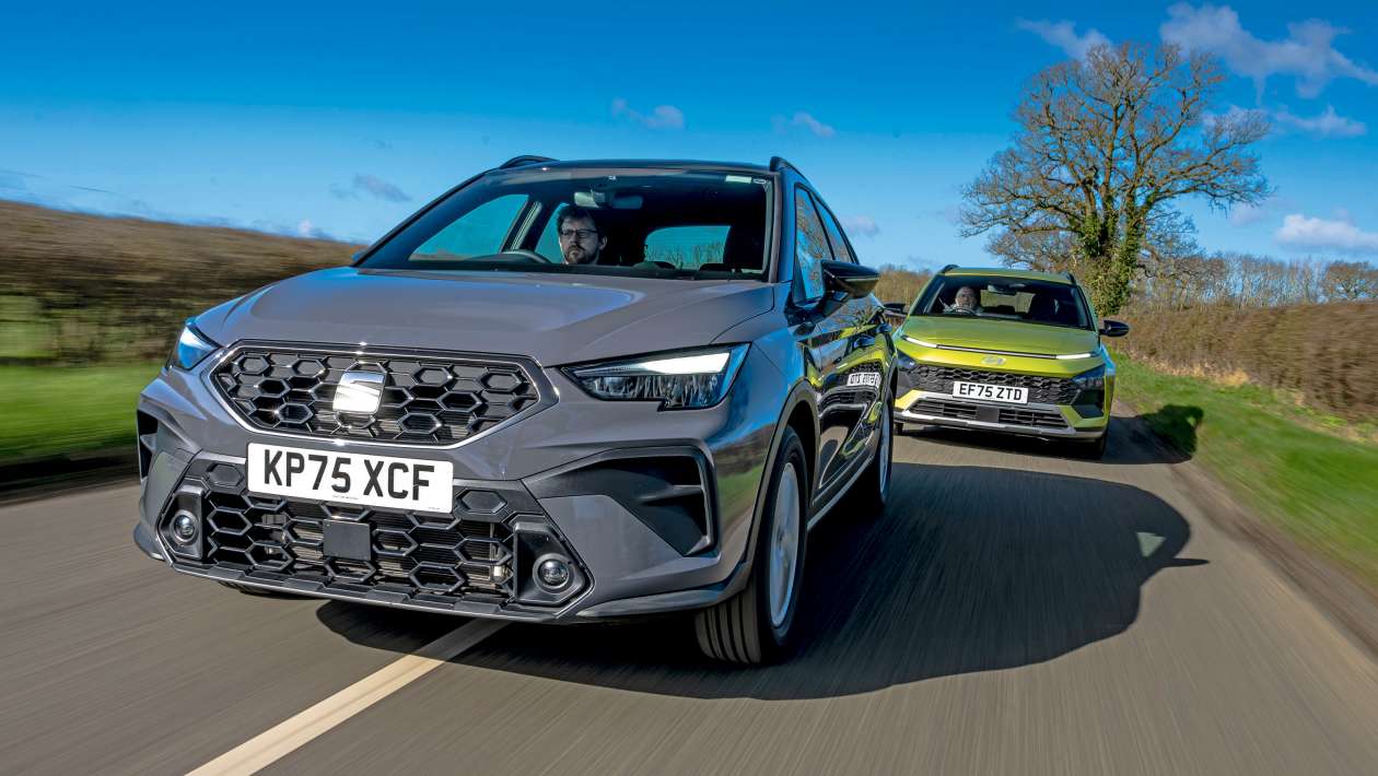 SEAT Arona ve Hyundai Bayon