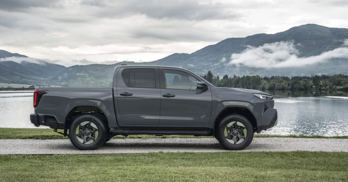 Toyota Hilux BEV