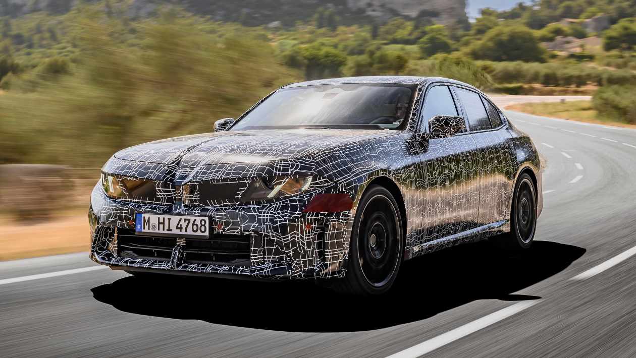 BMW 3 Series Petrol Revamp, Toyota C-HR Recall, EVgo Expansion